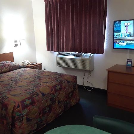 Intown Suites Houston Intercontinental Esterno foto