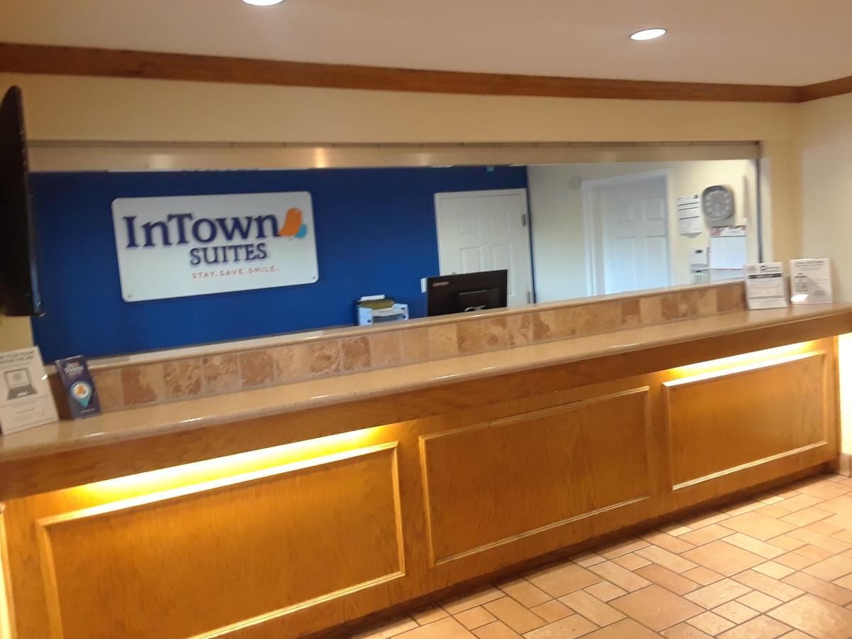 Intown Suites Houston Intercontinental Esterno foto