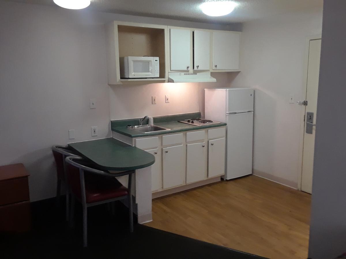 Intown Suites Houston Intercontinental Esterno foto