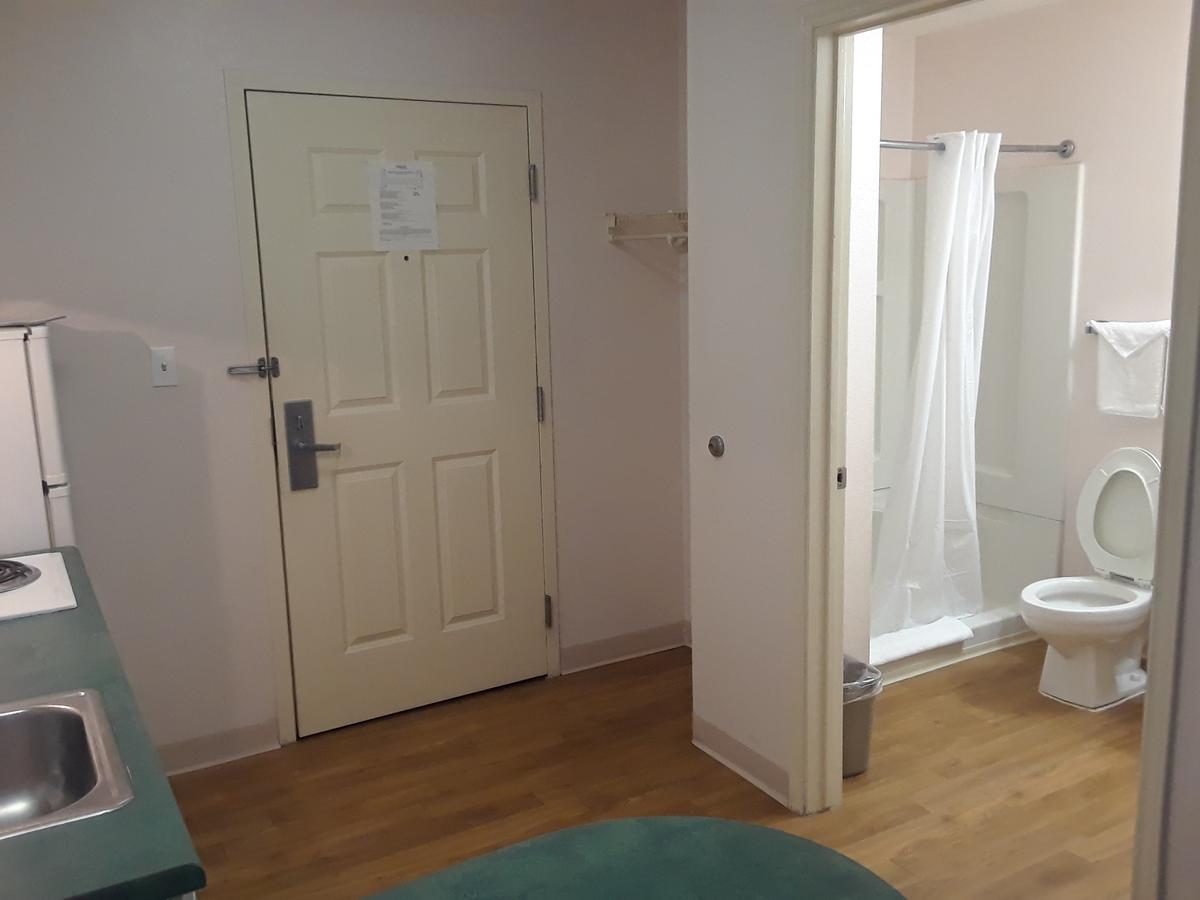 Intown Suites Houston Intercontinental Esterno foto