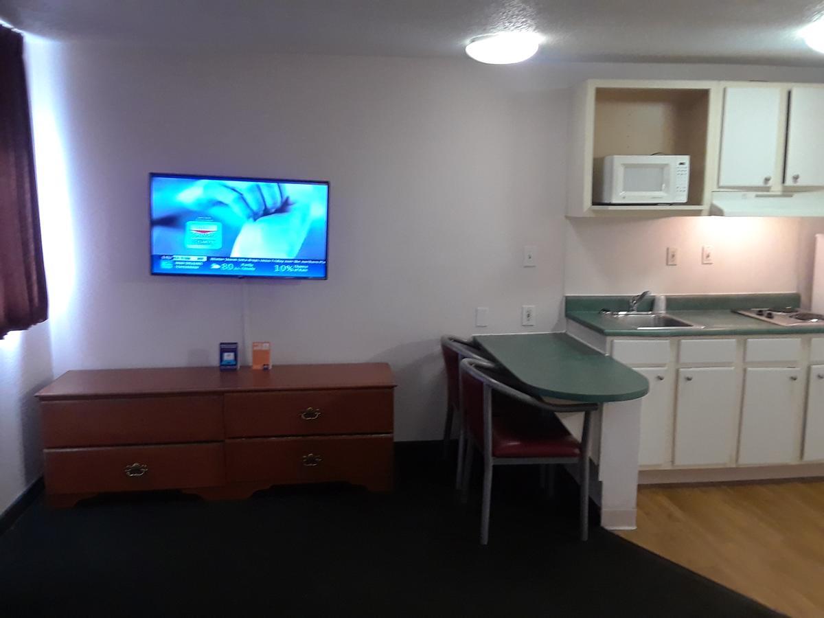 Intown Suites Houston Intercontinental Esterno foto